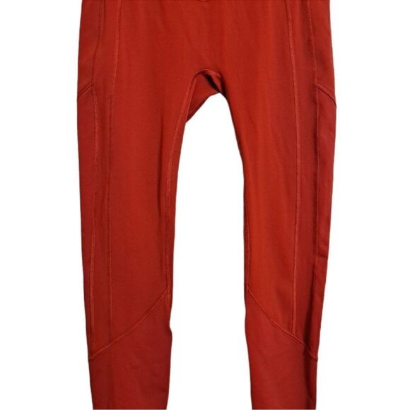 Lululemon All The Right Places Crop II 23" Size 8 - Picture 6 of 9